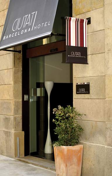 Ciutat de Barcelona - photo 2