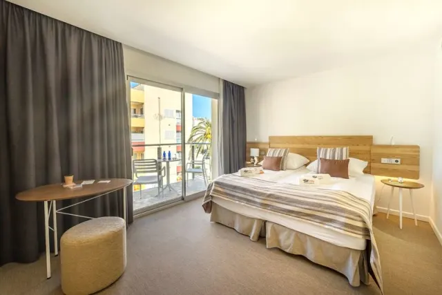 Hotel The Sky - photo 2