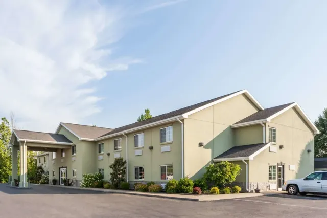 Days Inn by Wyndham Central City, Kentucky