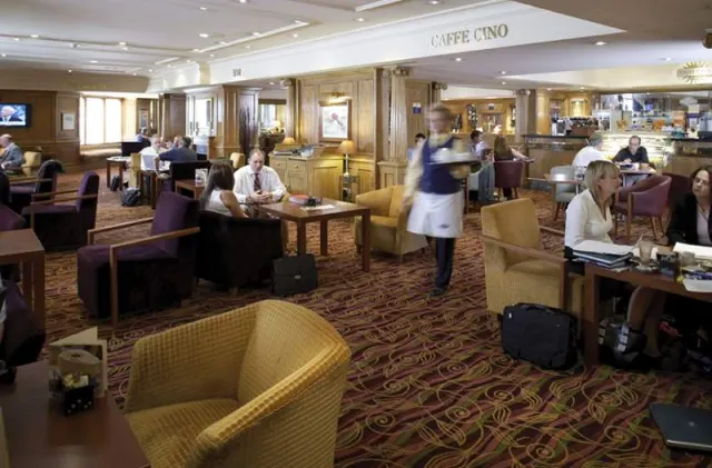 Hilton East Midlands Airport, Nottingham