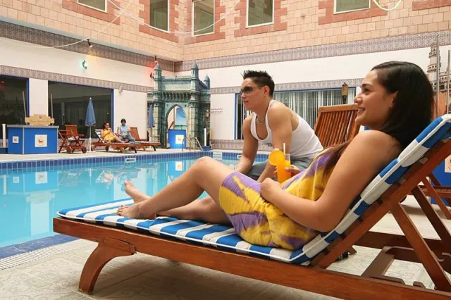 Ramee Guestline Hotel Qurum - photo 2