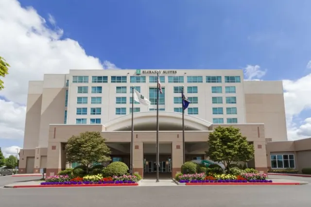 Embassy Suites by Hilton Portland Airport, Oregon