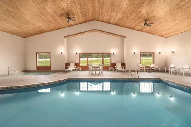 Country Inn  Suites by Radisson Detroit Lakes MN, Minnesota
