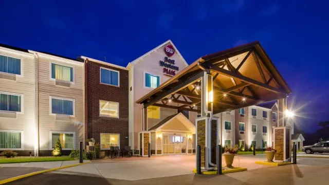 Best Western Plus Menomonie Inn  Suites, Wisconsin