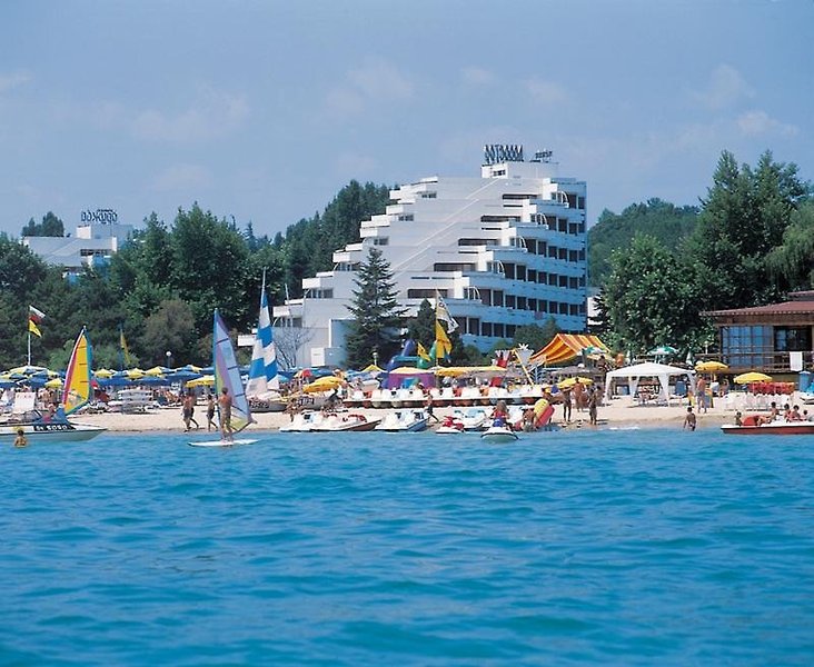 Maritim Hotel Paradise Blue Albena - photo 1