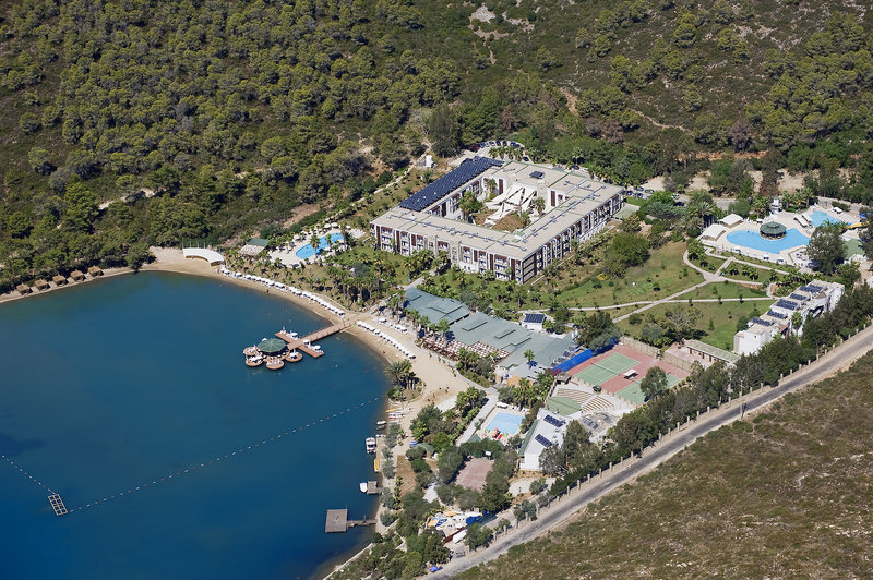 Green Bay Resort & Spa - photo 1