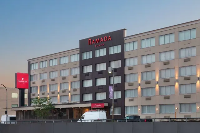 Ramada Plaza by Wyndham Montreal, Quebec