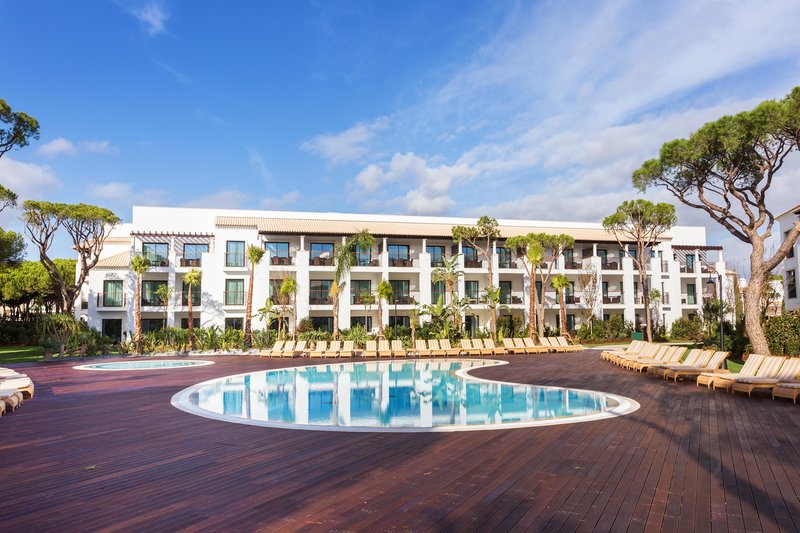 Pine Cliffs Resort - photo 1