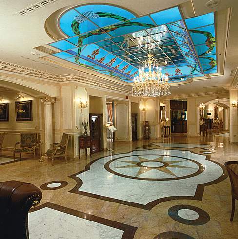 Grand Hotel Vanvitelli, Campania