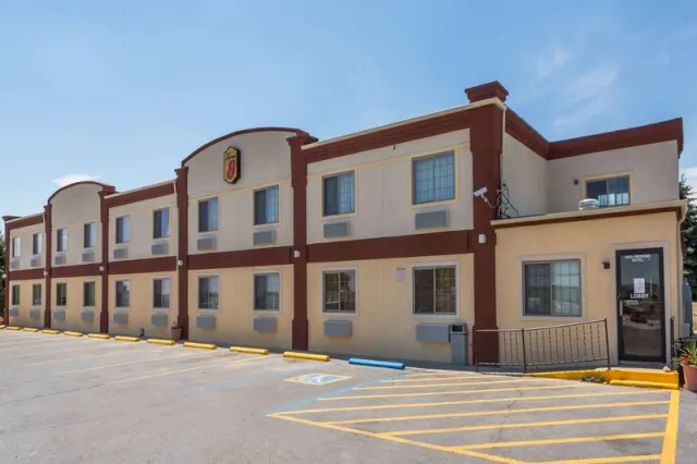 Super 8 by Wyndham Douglas, Wyoming