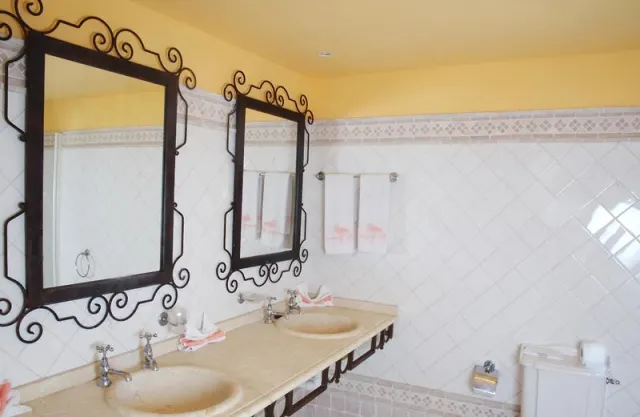 Flamingo Suites - photo 4