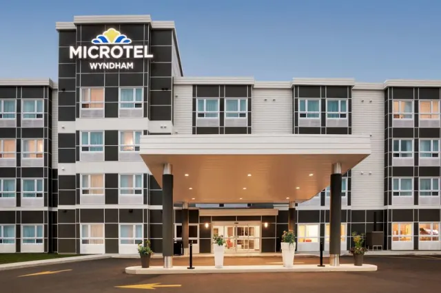 Microtel Inn and Suites by Wyndham Val-d'Or, Quebec