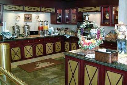 Hampton Inn & Suites by Hilton Toronto Airport, Ontario