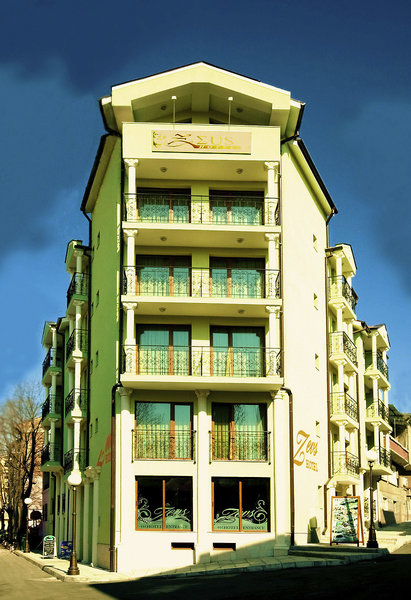 Zeus - photo 1