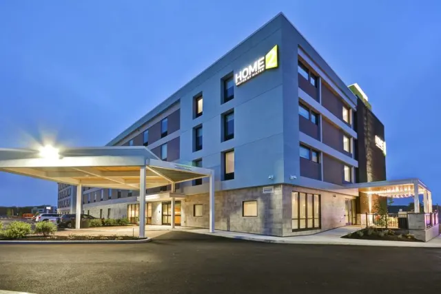 Home2 Suites by Hilton Portland Airport, Maine