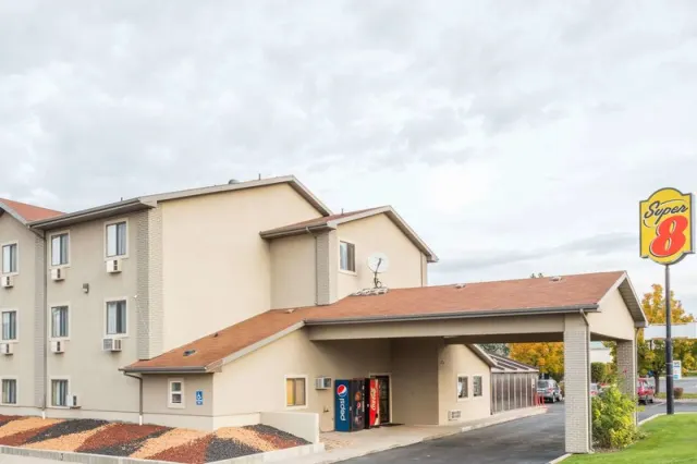 Super 8 by Wyndham Logan, Utah