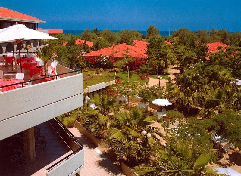 Fiesta Hotel Garden Beach - photo 1