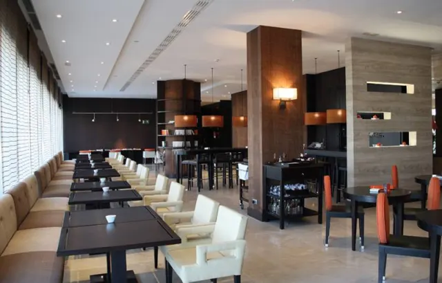 Hotel Mercader - photo 4