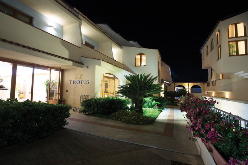 Tropis - photo 1