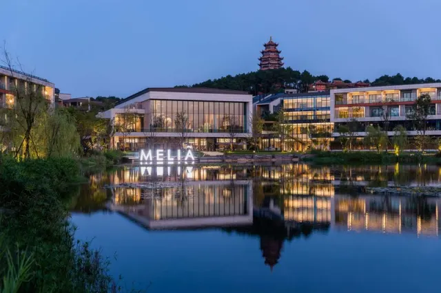 Meliá Chongqing, Central China
