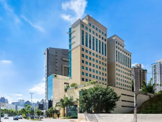 Business Hotel - photo 3