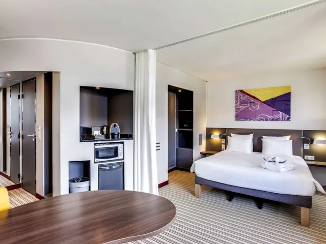 Novotel Suites Paris Montreuil Vincennes - photo 2