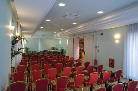 Astura Palace - photo 1
