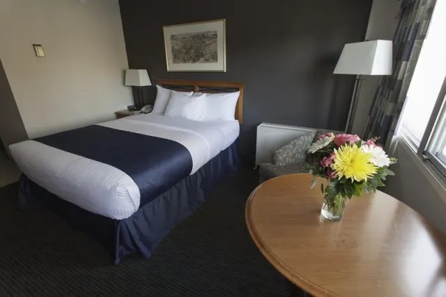 Park Town Hotel, Saskatchewan