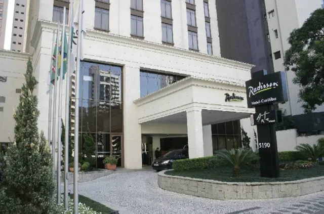 Radisson Hotel Curitiba, South