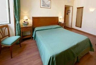 Albergo Abruzzi - photo 4