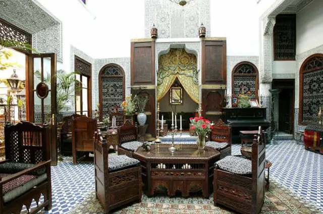 Riad Arabesque, inland