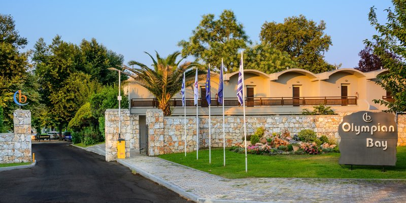 Olympian Bay Grand Resort - photo 1