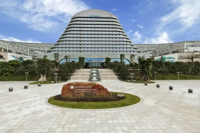 Wyndham Chongqing Yuelai, Central China