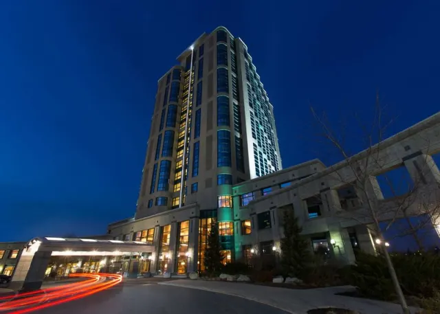 Brookstreet Hotel, Ontario