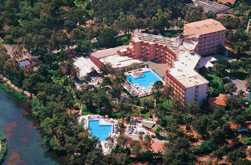 Linda Resort Hotel - photo 1