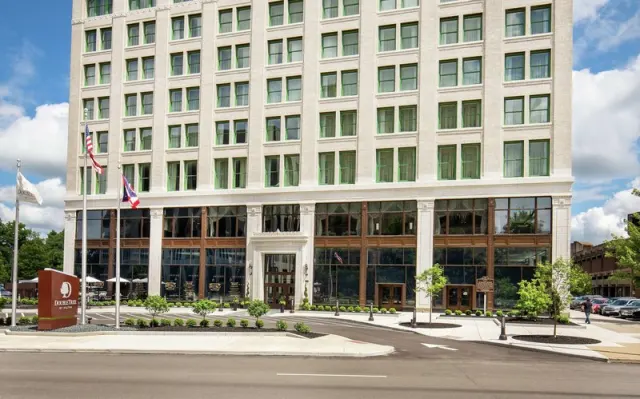 DoubleTree by Hilton Youngstown Downtown, Ohio