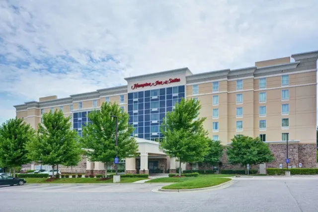 Hampton Inn  Suites RaleighCrabtree Valley, North Carolina