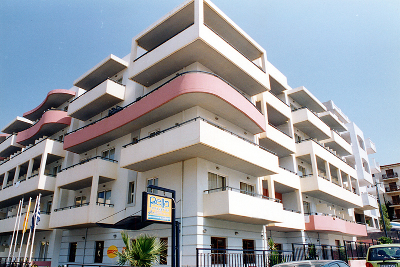 Melrose Hotel - photo 1