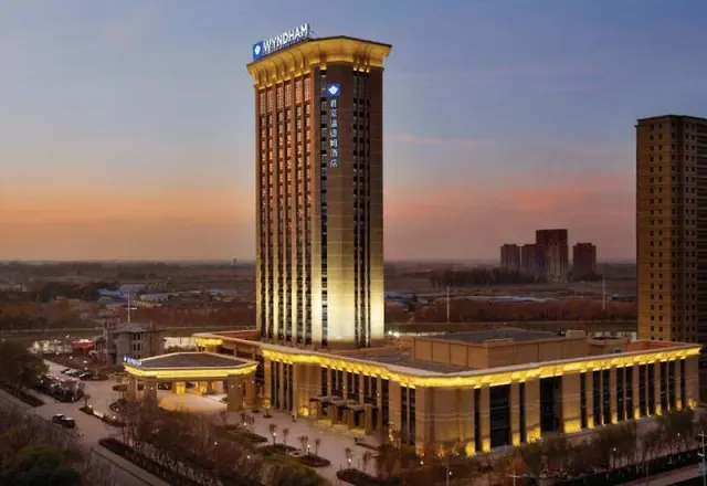 Wyndham Urumqi North, Xinjiang (Uyghur area)
