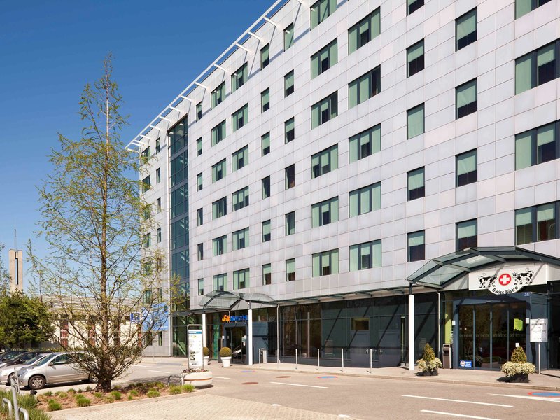 Novotel Suites Geneve Aeroport - photo 1