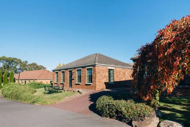 Country Club Villas, Tasmania