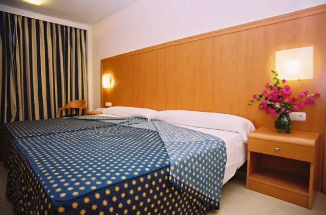 Hotel Neptuno - photo 4
