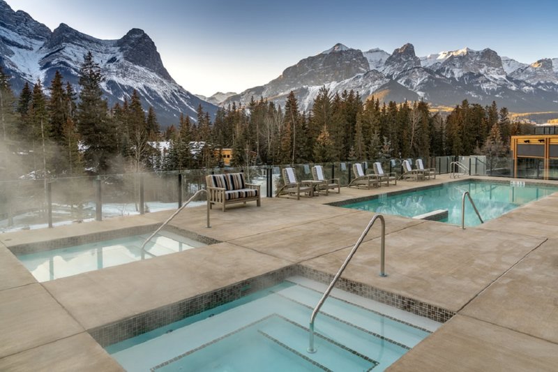The Malcolm Hotel Canmore - photo 1