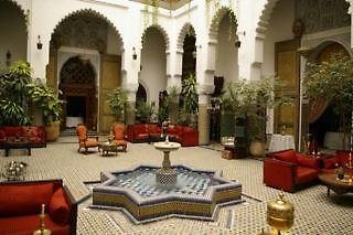 Riad El Ghalia, inland