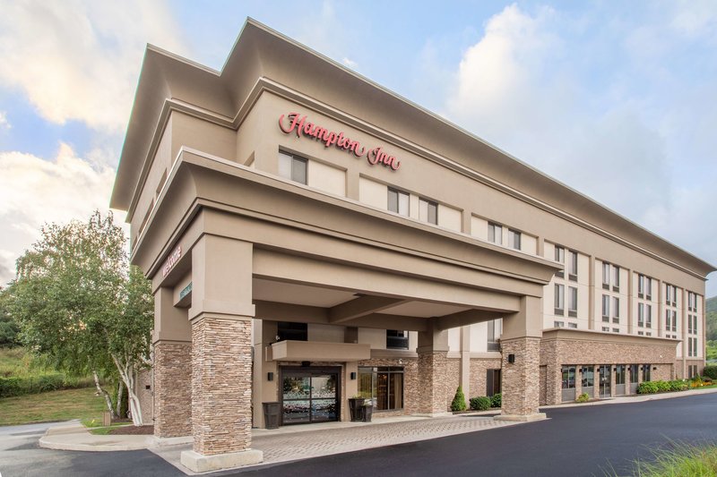 Hampton Inn Fishkill - photo 1