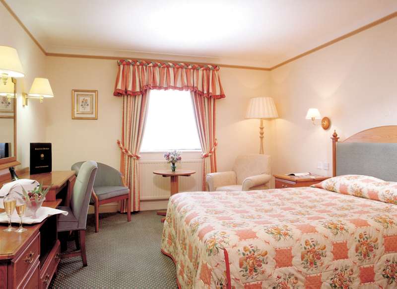 Bridgewood Manor - photo 2