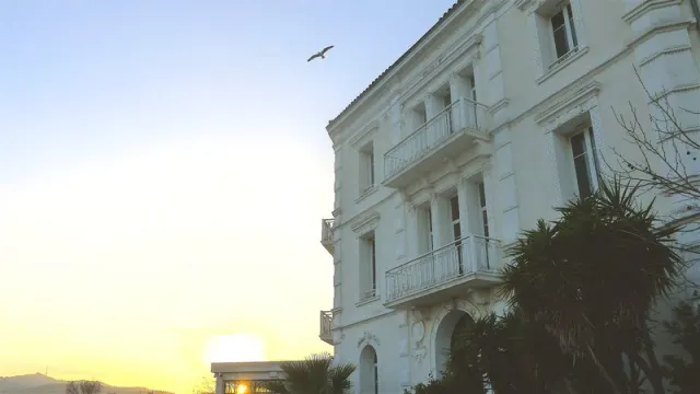 Grand Hotel Des Sablettes Plage, Curio Collection By Hilton - photo 4