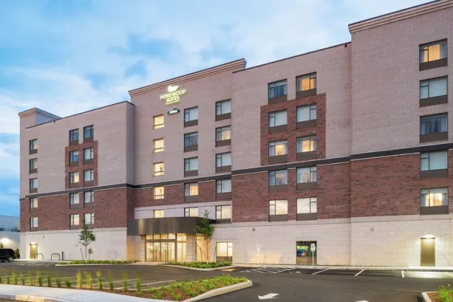 Homewood Suites by Hilton Ottawa Airport, Ontario