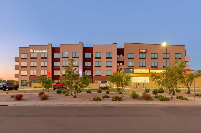 Best Western Plus Executive Residency Phoenix North Happy Valley, Arizona