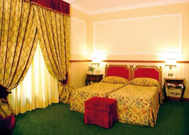 Savoy - photo 4